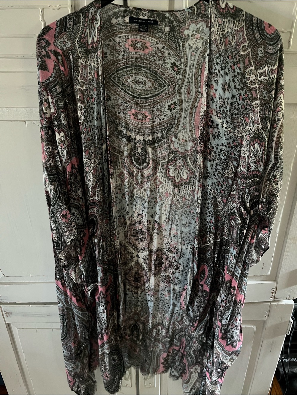 American Eagle Outfitters Pink, Gray & Black Paisley Kimono Dress